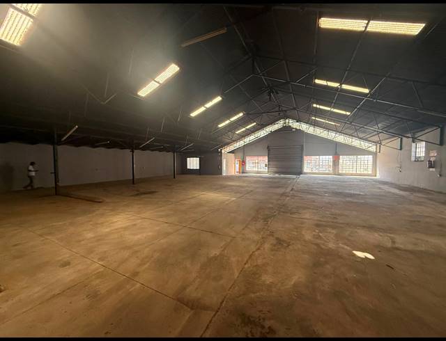 600M² WAREHOUSE TO LET IN ALRODE